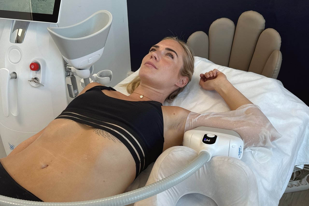 Soin cryolipolyse abdomen avec machine Activ Ice